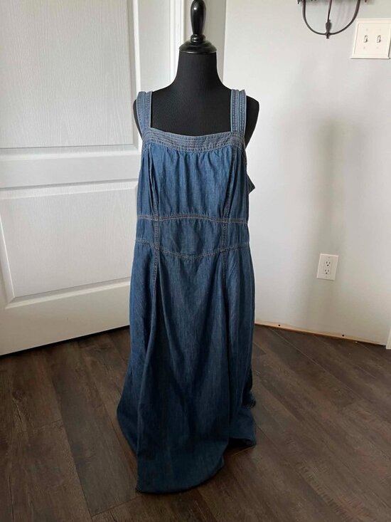 torrid Dresses & Skirts - Torrid Belle Isle Denim Midi Dress size 1 (US 1X 14-16)